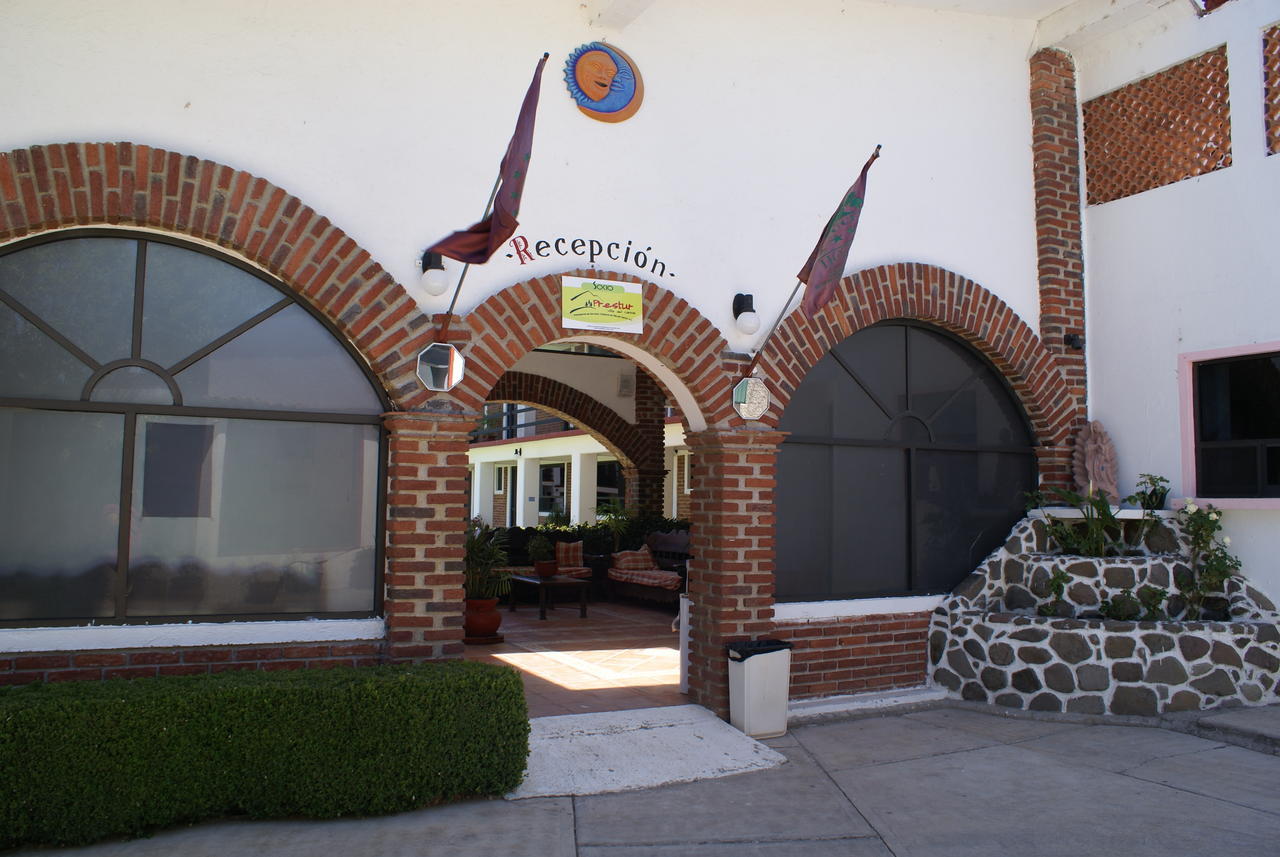 Hotel Los Sauces Villa Del Carbon Exterior photo